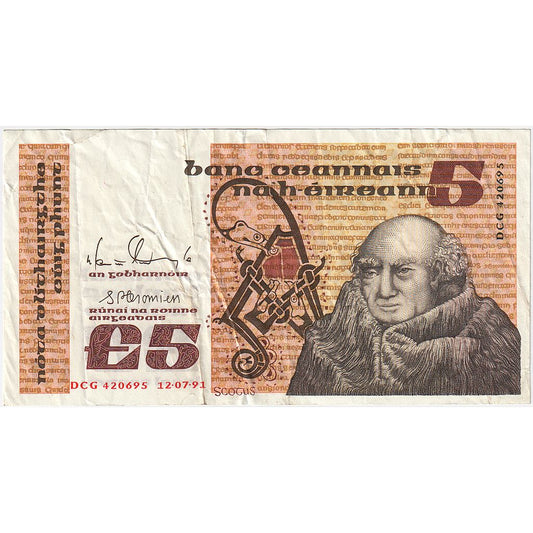 Bankovka, 
  
  Irsko – republika, 
  
  5 liber